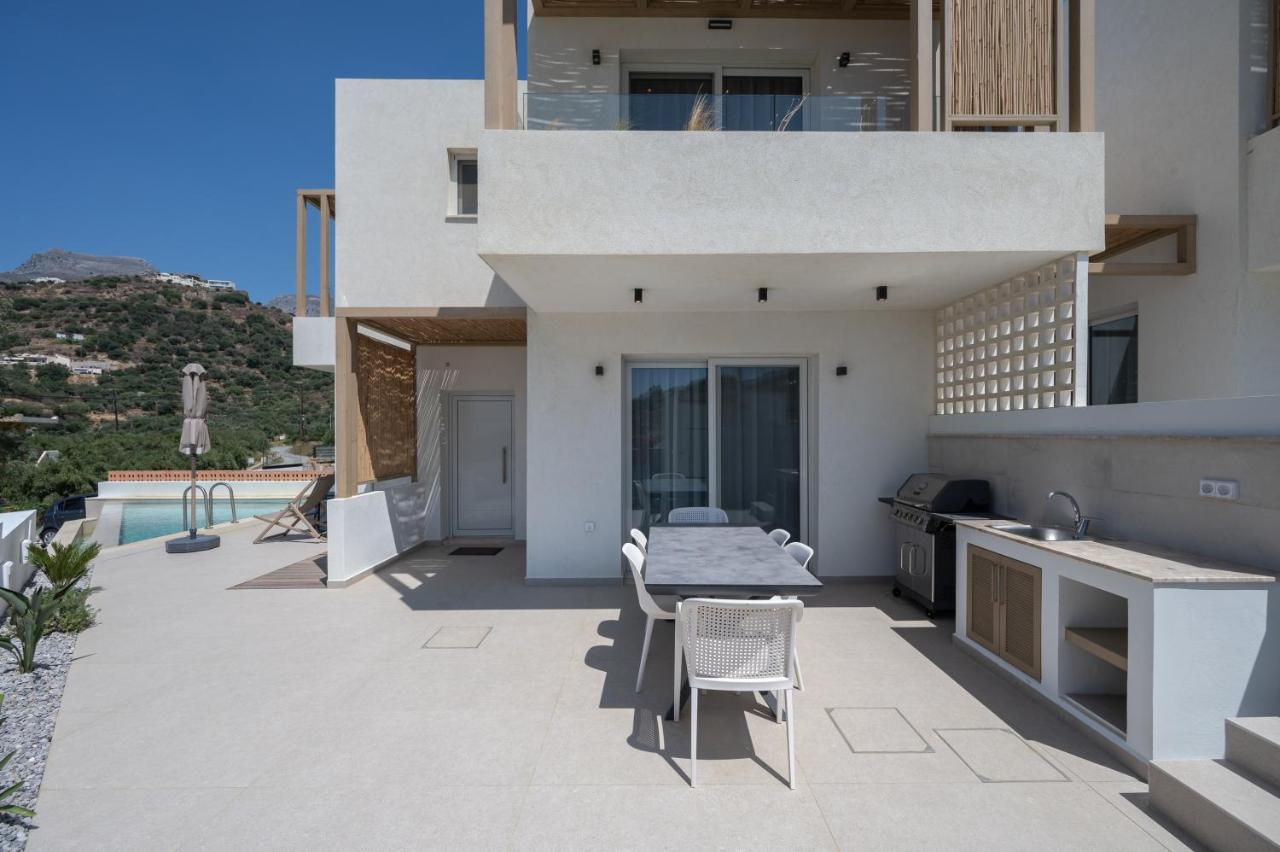Corallia Villas Near The Beach 플라키아스 외부 사진