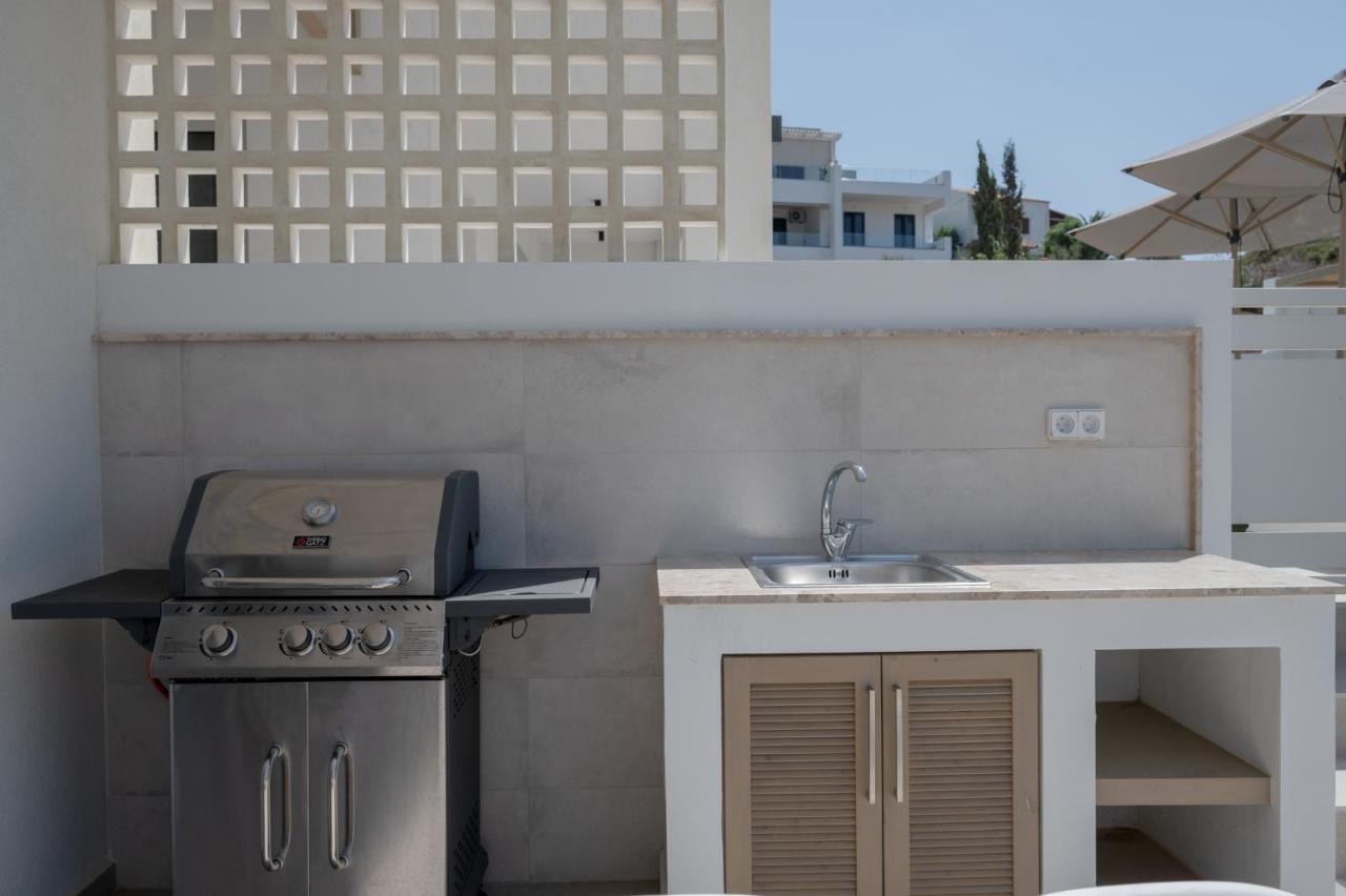 Corallia Villas Near The Beach 플라키아스 외부 사진