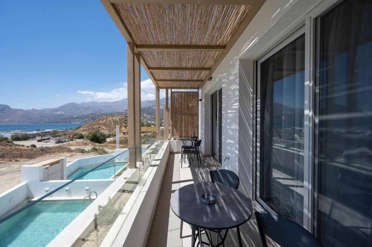 Corallia Villas Near The Beach 플라키아스 외부 사진