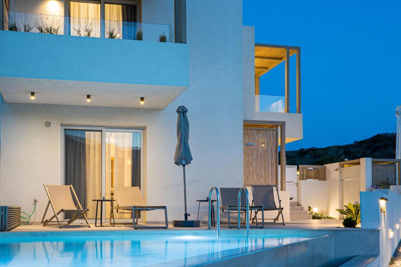 Corallia Villas Near The Beach 플라키아스 외부 사진
